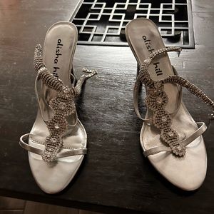 Alisha Hill Silver after 5 sandal size 11